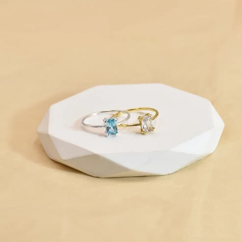 Personalized Birthstone Emerald Cut Gemstone Ring – Elegant Birthstone Ring for Women