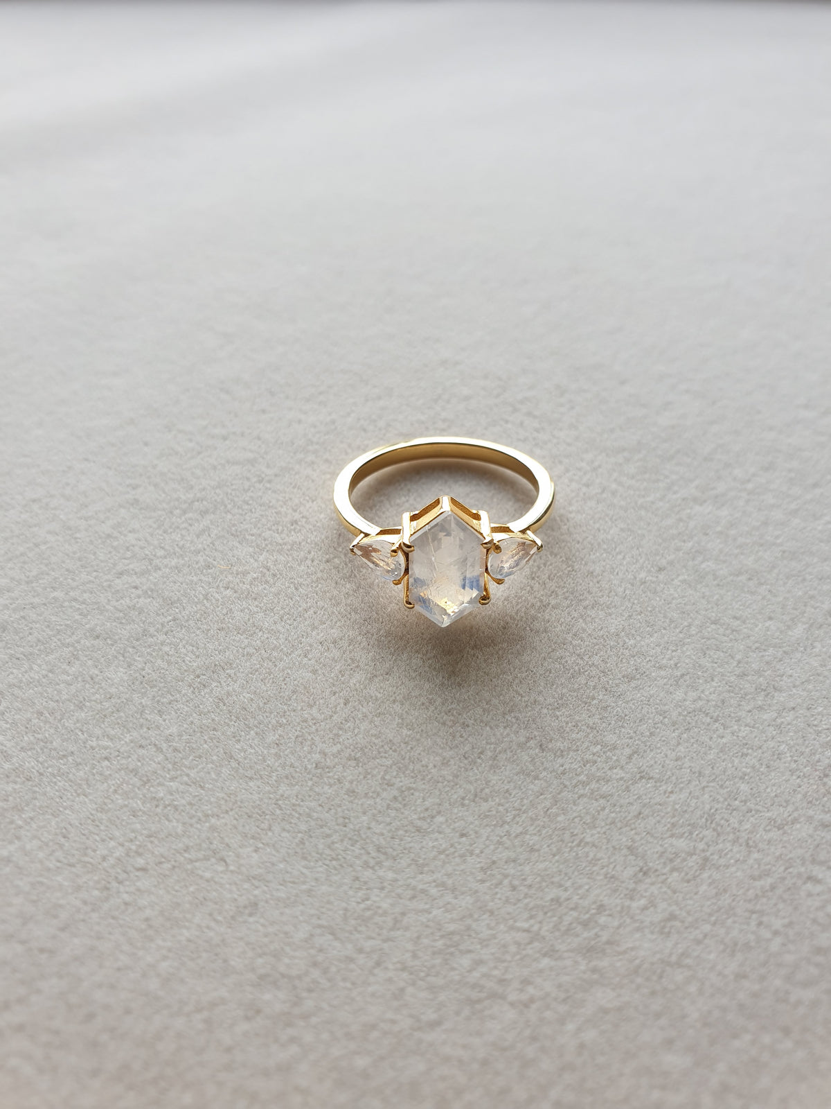 Hexagon Rainbow Moonstone 925 Silver Ring