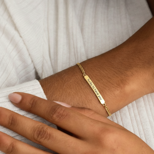 Custom Engraved Name Bar Chain Bracelet