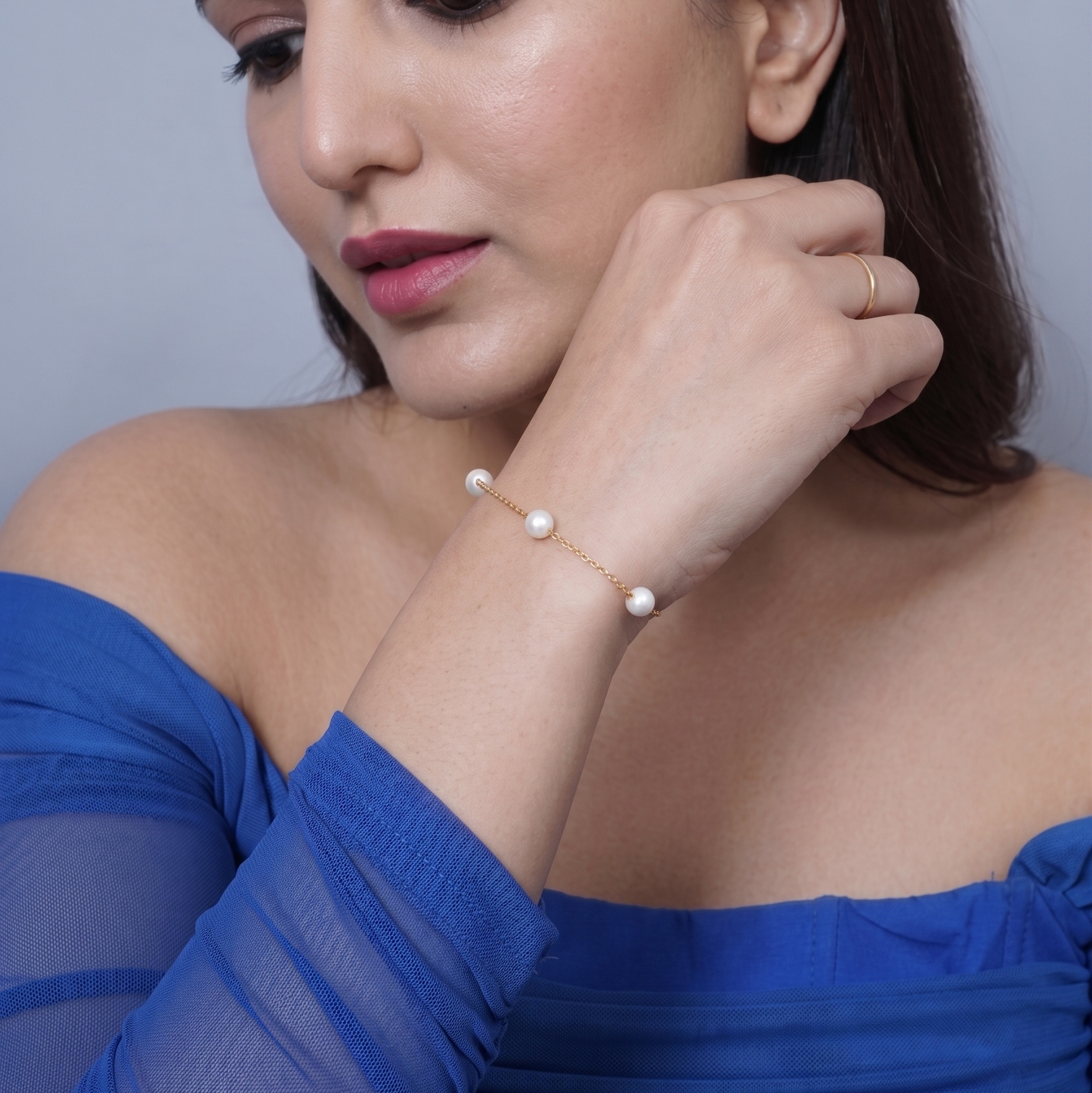 Premium Pearl Beaded Bracelet