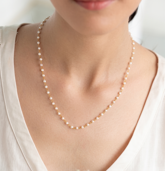 Gold Tone Minimal Pearl Necklace