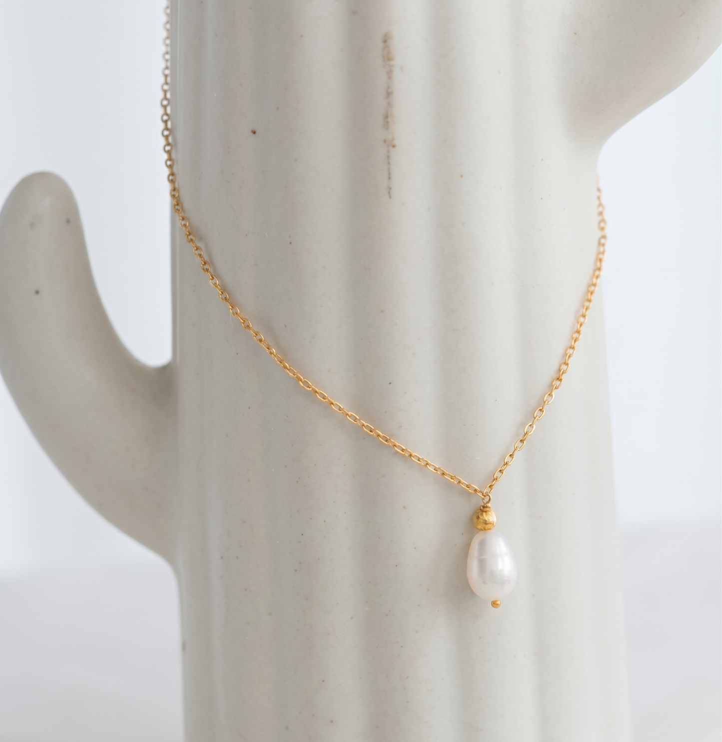 Pearl Drop Pendant Necklace