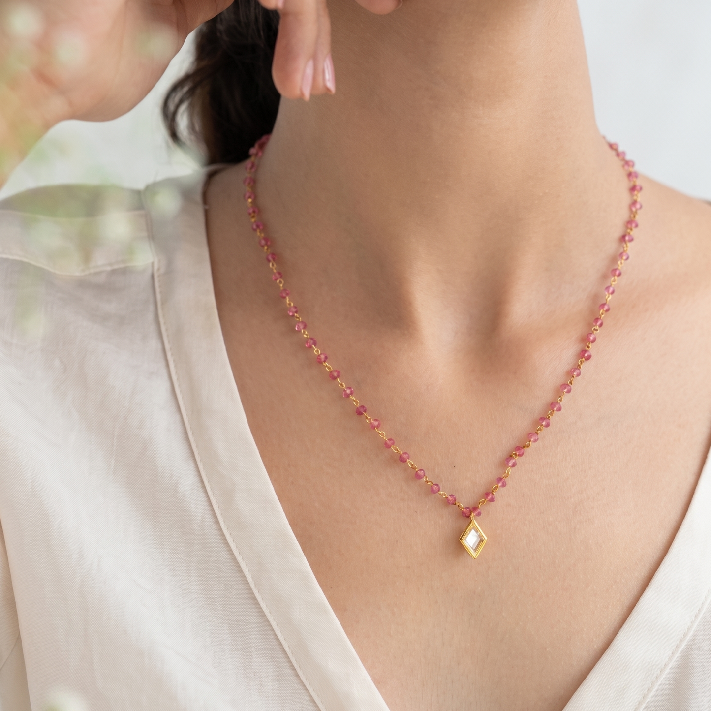 Pink Beaded Kundan Pendant Necklace