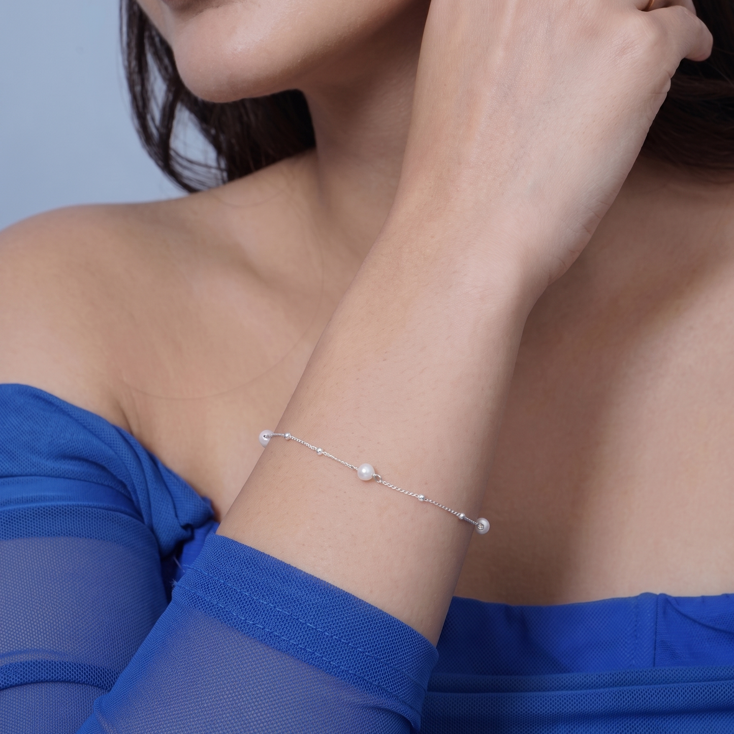 Dainty Premium Pearl Bracelet