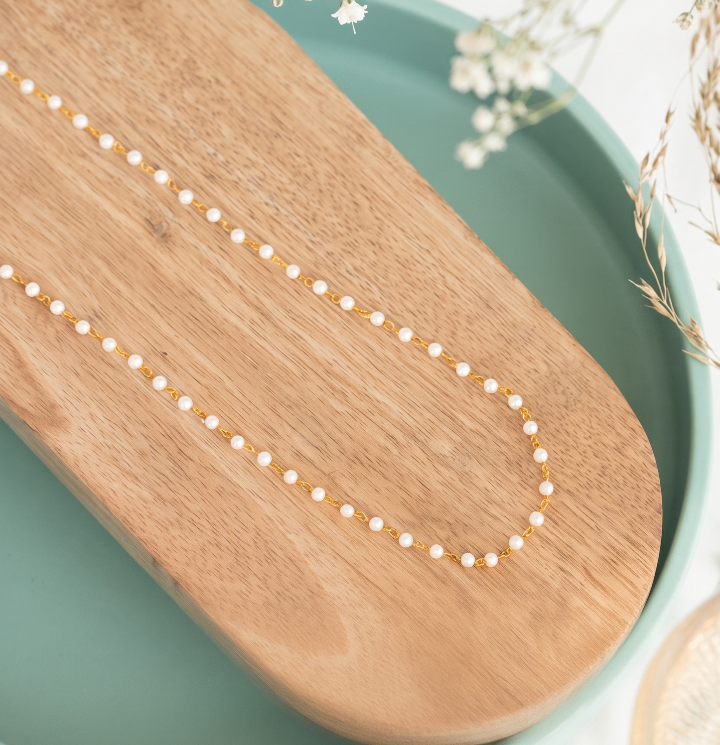 Gold Tone Minimal Pearl Necklace