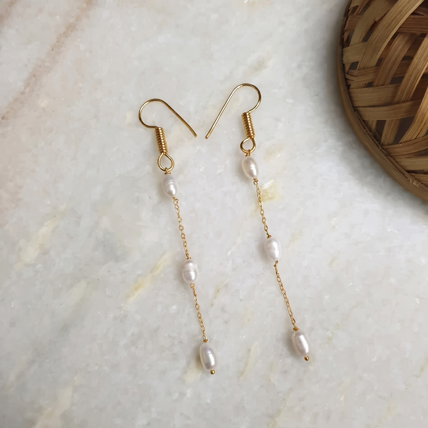 Fresh Water Pearl Minimal Earrings