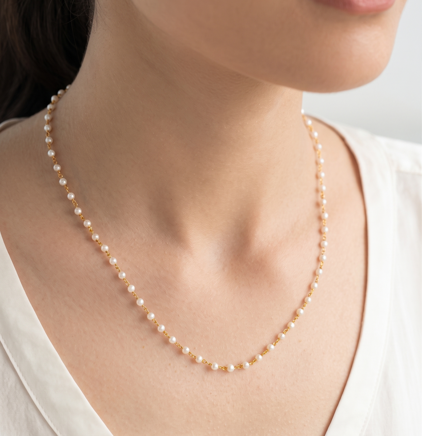 Gold Tone Minimal Pearl Necklace